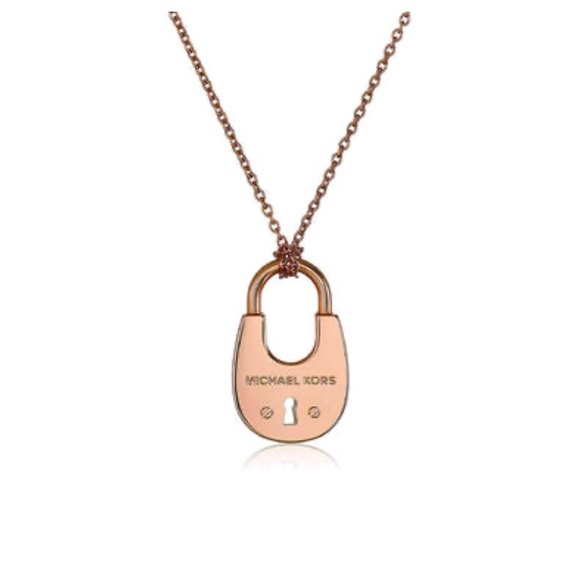 🎉NIB MICHAEL KORS PAVE PADLOCK NECKLACE 🎉 - Picture 7 of 7